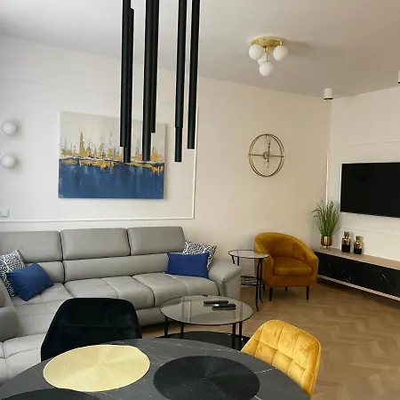 Apartament Milo Mi Centrum דירה גדינייה