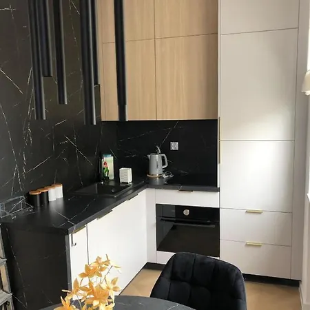 Apartament Milo Mi Centrum Daire *